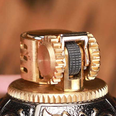 Vỏ Hột Quẹt Bật Lửa Zorro Z583 Mini Thiết Kế Độc Lạ Với Hoa Văn Cổ Nổi Nhiều Màu - Dùng Xăng Bấc Đá Cao Cấp