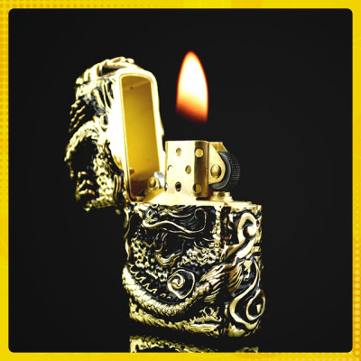 Vỏ Hột Quẹt Bật Lửa Zorro Z91286C Họa Tiết Rồng Cuộn Đẹp Độc Lạ Màu Vàng - Dùng Xăng Bấc Đá Cao Cấp