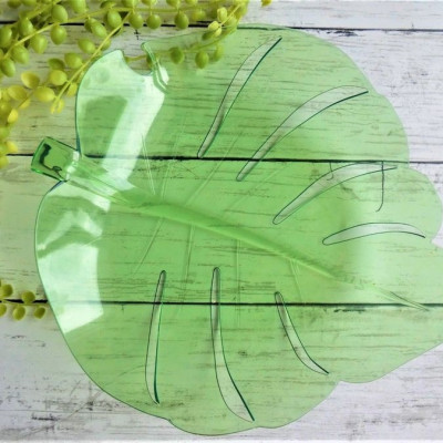 Combo 02 Đĩa nhựa pha lê màu xanh hình chiếc lá Yamada - Nội địa Nhật Bản