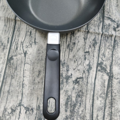 Chảo Chống Dính Sâu Lòng LocknLock  26cm - Dùng Được Bếp Gas, Bếp Hồng Ngoại - Hàng Chính Hãng