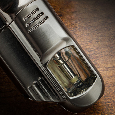 Vỏ Hột Quẹt Bật Lửa Khè Gas Lubinski YJA-10027 Khò 4 Tia Cực Mạnh Có Đục Tiện Lợi Thân Vỏ Hột Quẹt Bật Lửa Trong Suốt Nhìn Rõ Lượng Gas