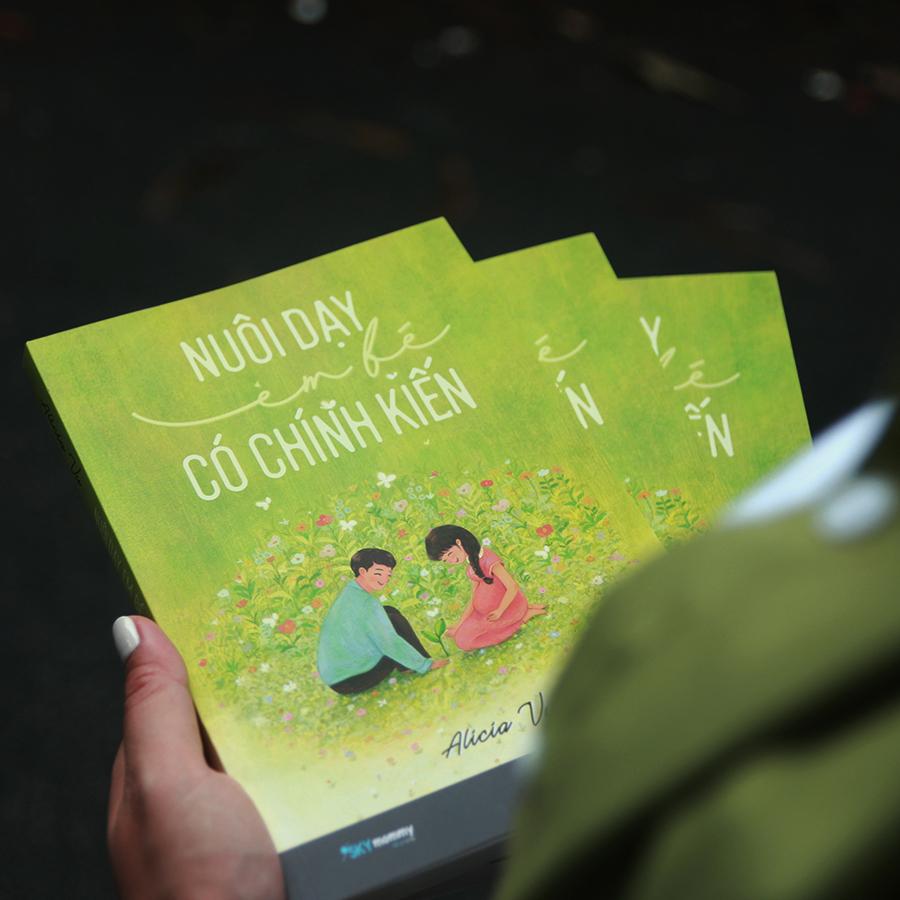 Nuôi Con - Bản Quyền