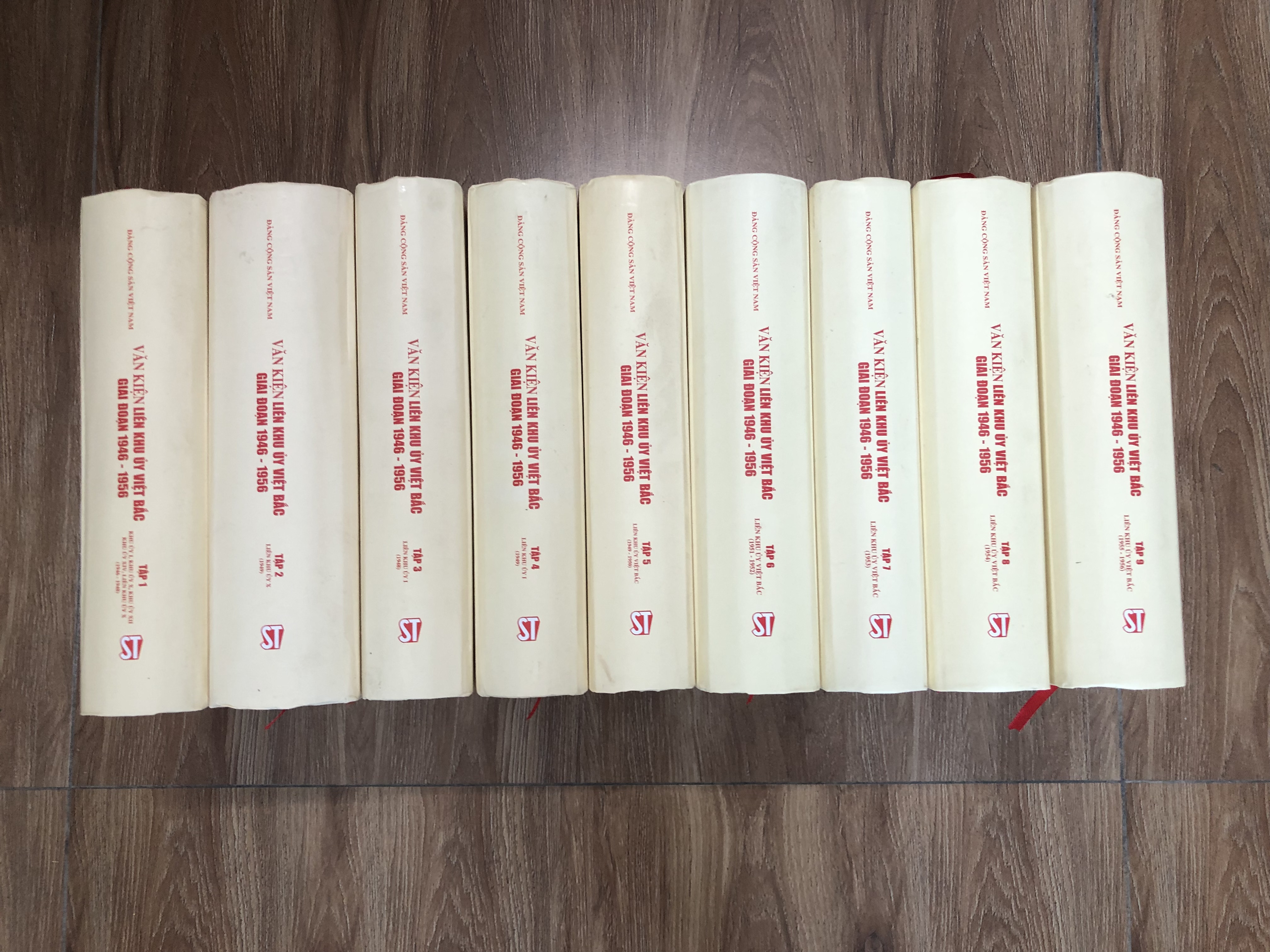 (Bìa cứng) Văn kiện Liên khu uỷ Việt Bắc 1946-1956 (trọn bộ 9 tập)