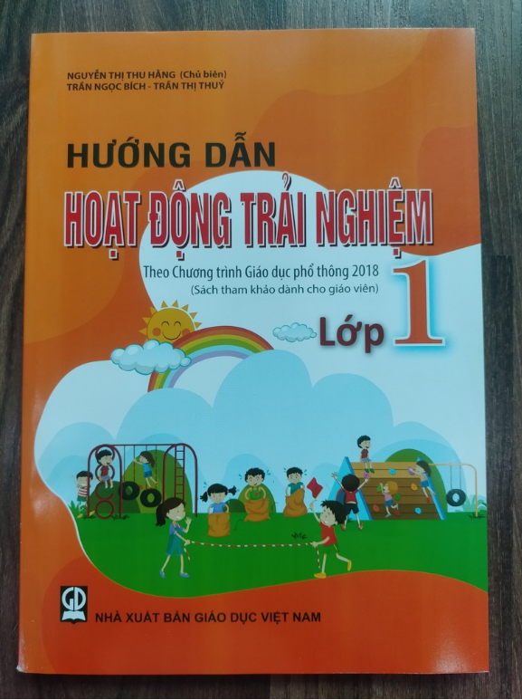 Sách - Hướng dẫn Hoạt động trải nghiệm lớp 1 (Sách tham khảo dành cho giáo viên)