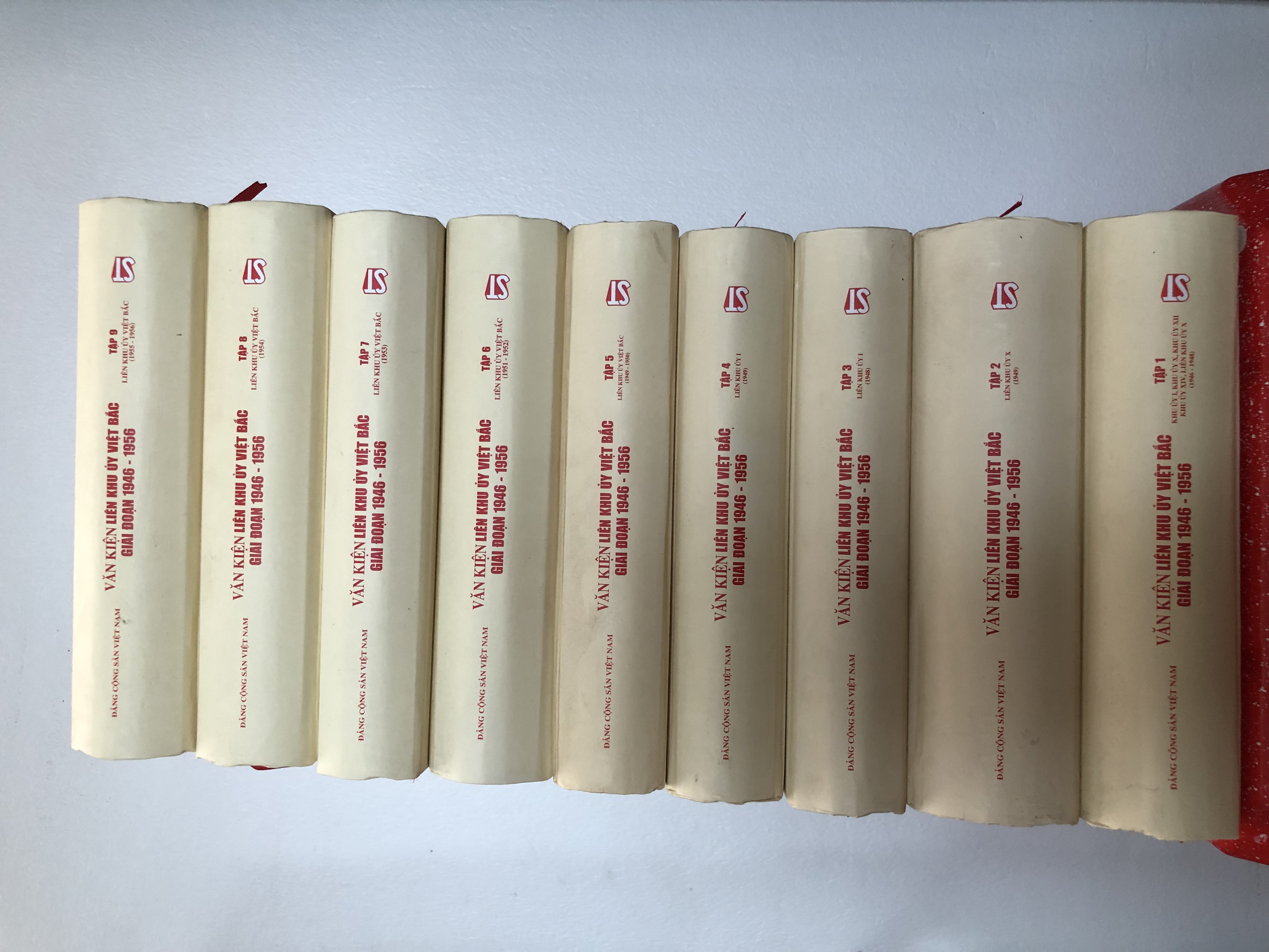 (Bìa cứng) Văn kiện Liên khu uỷ Việt Bắc 1946-1956 (trọn bộ 9 tập)