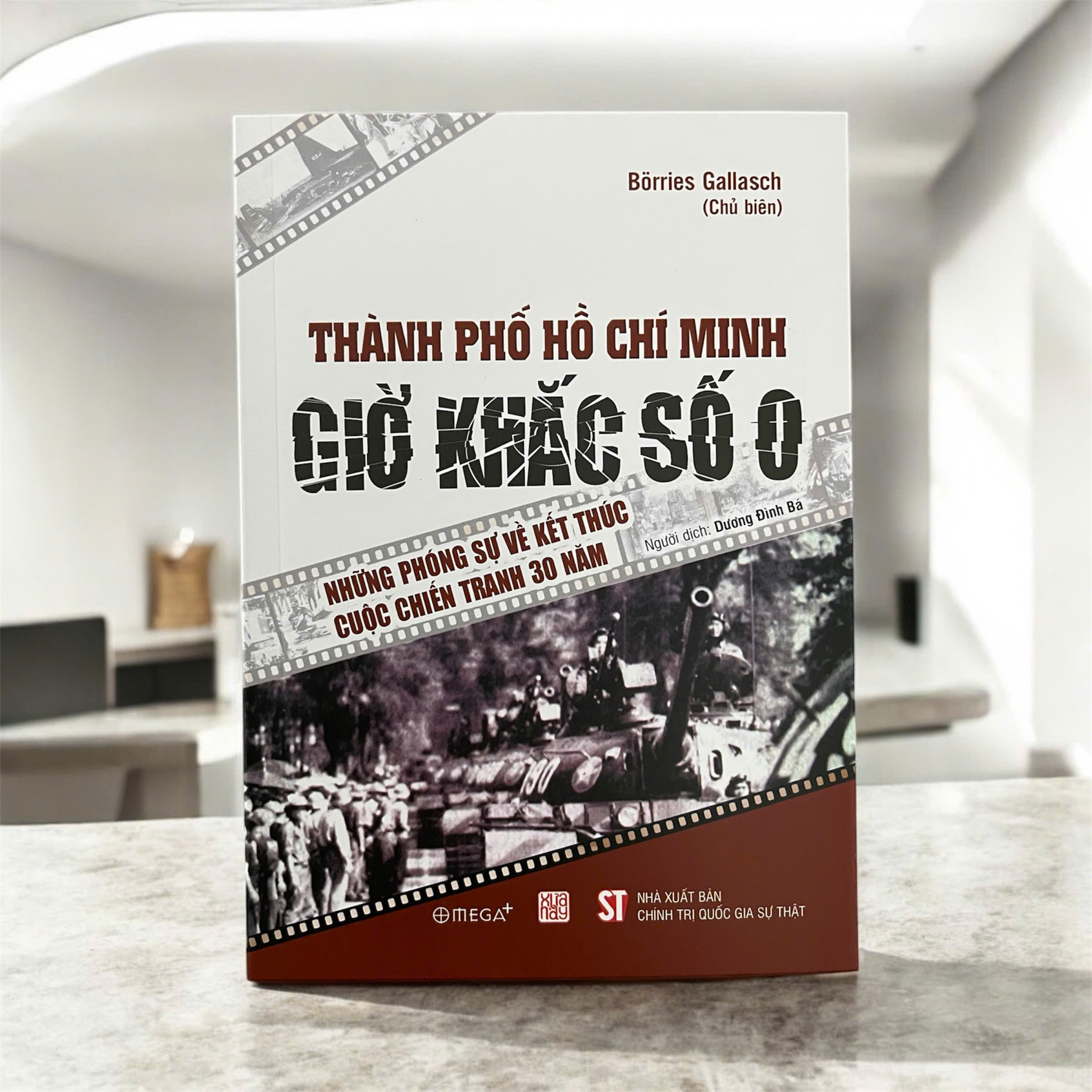 Thành phố Hồ Chí Minh – Giờ Khắc Số 0 – Những phóng sự về kết thúc cuộc chiến tranh 30 năm