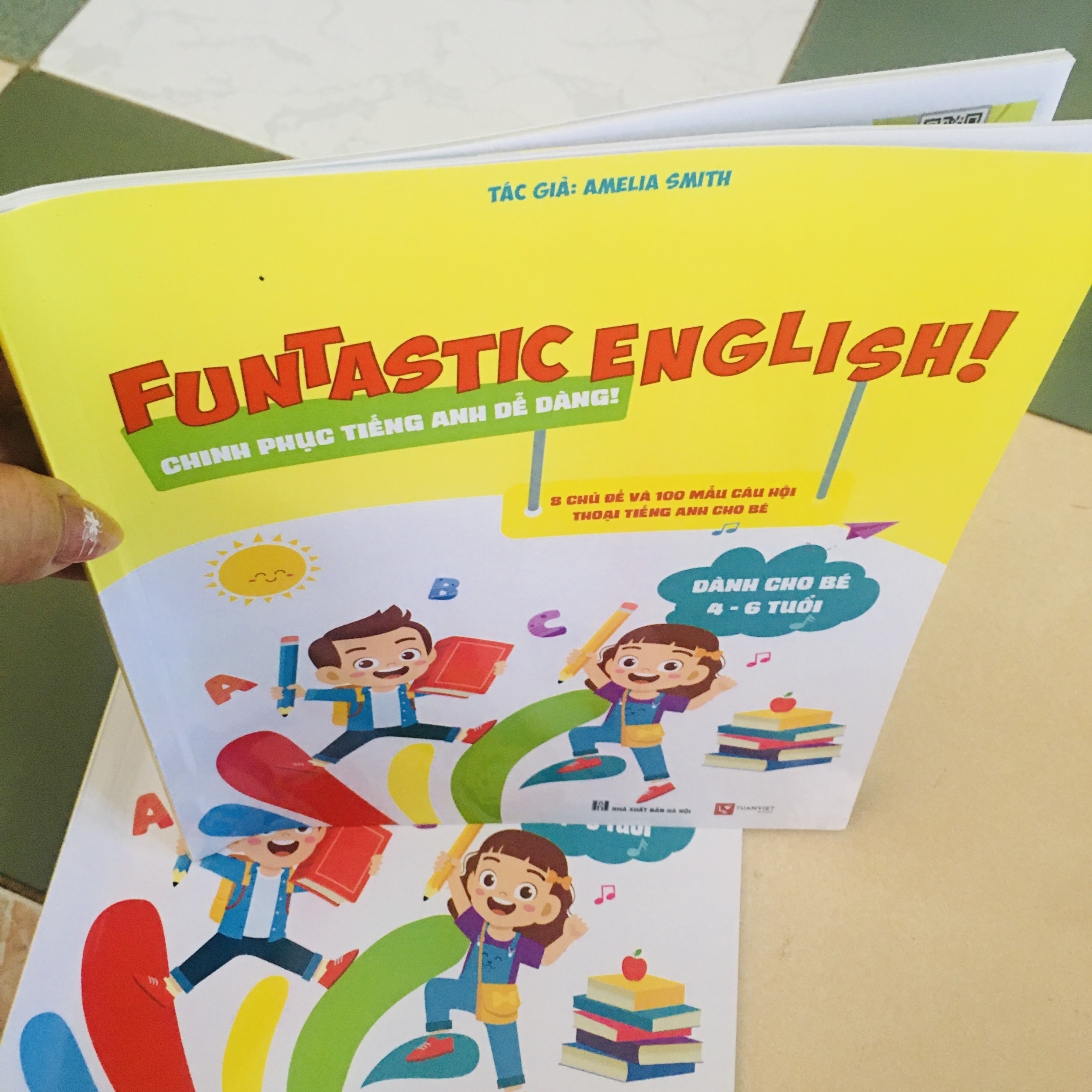 Sách- Chinh Phục Tiếng Anh dễ dàng (dành cho bé 4 - 6 tuổi) Funtastic English