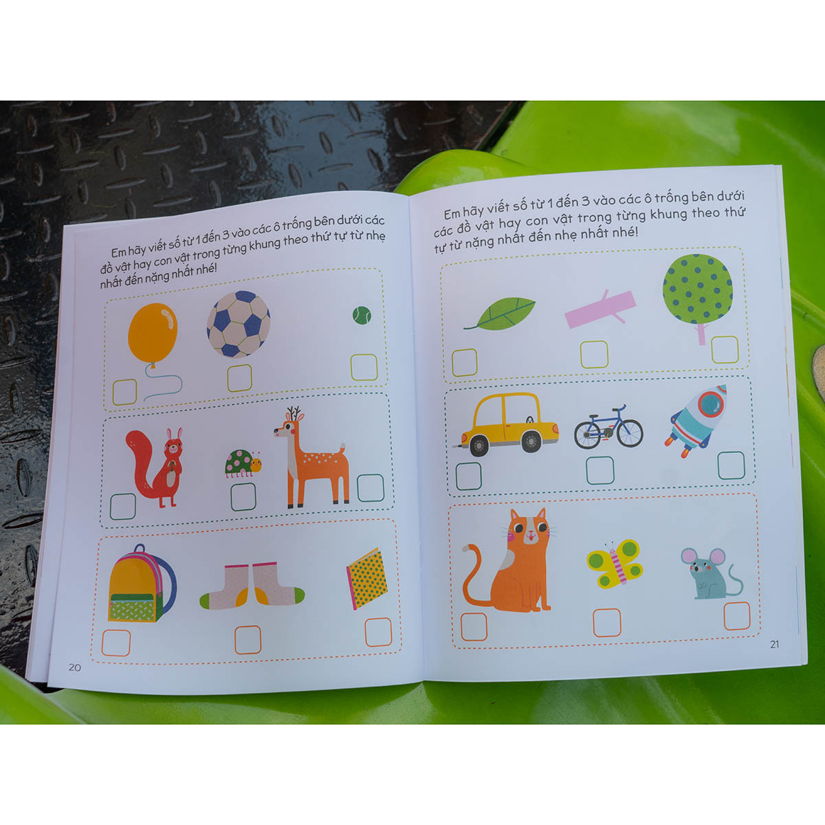 Combo: 30++ Hoạt Động Rèn Luyện Kỹ Năng Tư Duy Cho Trẻ ( 4 tập)