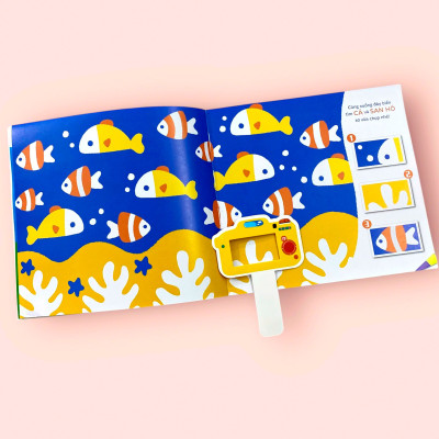 Sách - Úm Ba La! Máy ảnh mở ra! RÈN TRÍ NÃO - LUYỆN TẠP TRUNG - Nhanh mắt - Sách tương tác - Dành cho trẻ 3+