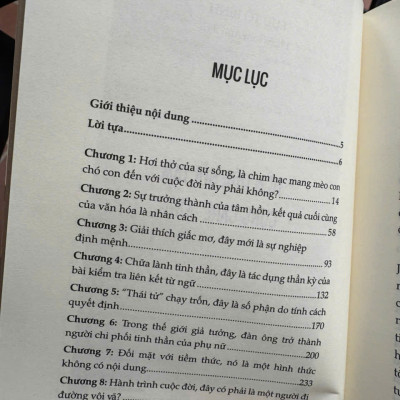 TIẾN HÓA NỘI TÂM CÙNG CARL JUNG - Lưu Tố Bình - Phạm Kim Anh Dịch - Bizbooks