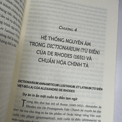 (Bìa mềm) LỊCH SỬ CHỮ QUỐC NGỮ (1615-1919) - Phạm Thị Kiều Ly - Omega Book