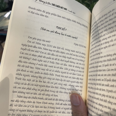 NHỮNG LÁ THƯ THỜI CHIẾN VIỆT NAM (Tuyển tập) - Đặng Vương Hưng - NXB Chính trị Quốc gia sự thật - bìa mềm