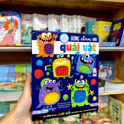 Sách Tương Tác Thông Minh - Đừng Chạm Vào Quái Vật