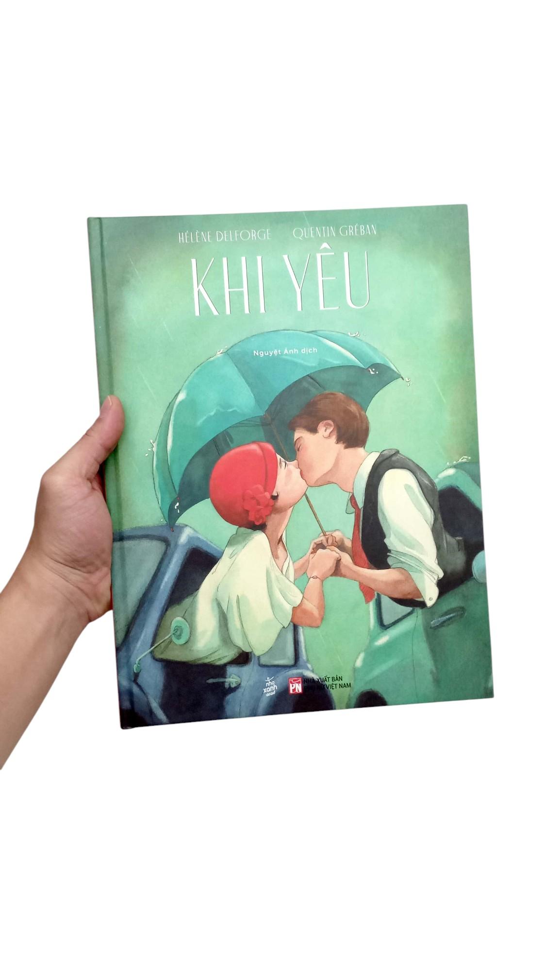 Sách - Khi Yêu