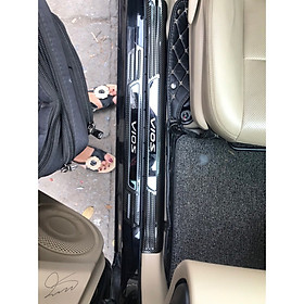 Ốp bậc cửa, nẹp bước chân, chống trầy cốp Cacbon xe Vios 2019- 2022 Vân carbon cao cấp