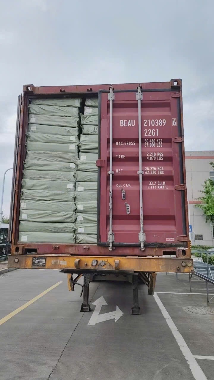 Bạt phủ ô tô chất liệu vải không dệt 3 lớp cao cấp thương hiệu MACSIM cho xe ô tô Vinfast VF6- màu ghi