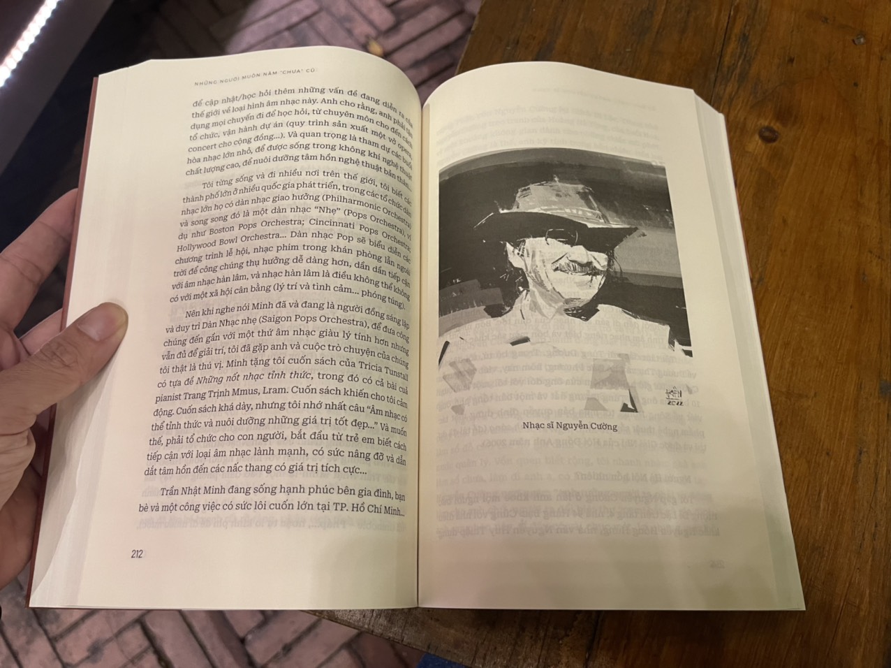 NHỮNG NGƯỜI MUÔN NĂM “CHƯA” CŨ - 60 chân dung văn nghệ sĩ Việt Nam một thời - Trần Thị Trường – Alphabooks