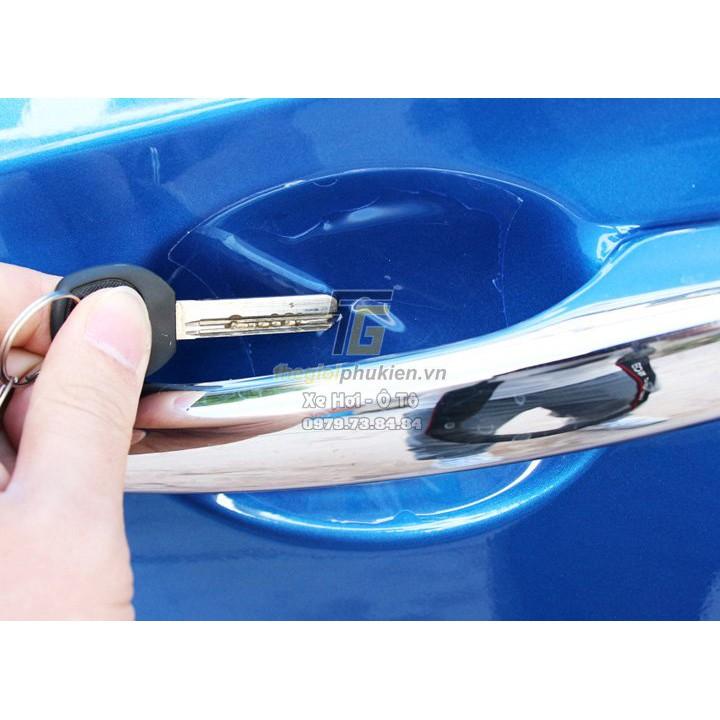 Bộ ốp tay nắm cửa xe Mazda 2 mạ Crom - Tặng miếng dán trong suốt chống xước hõm cửa