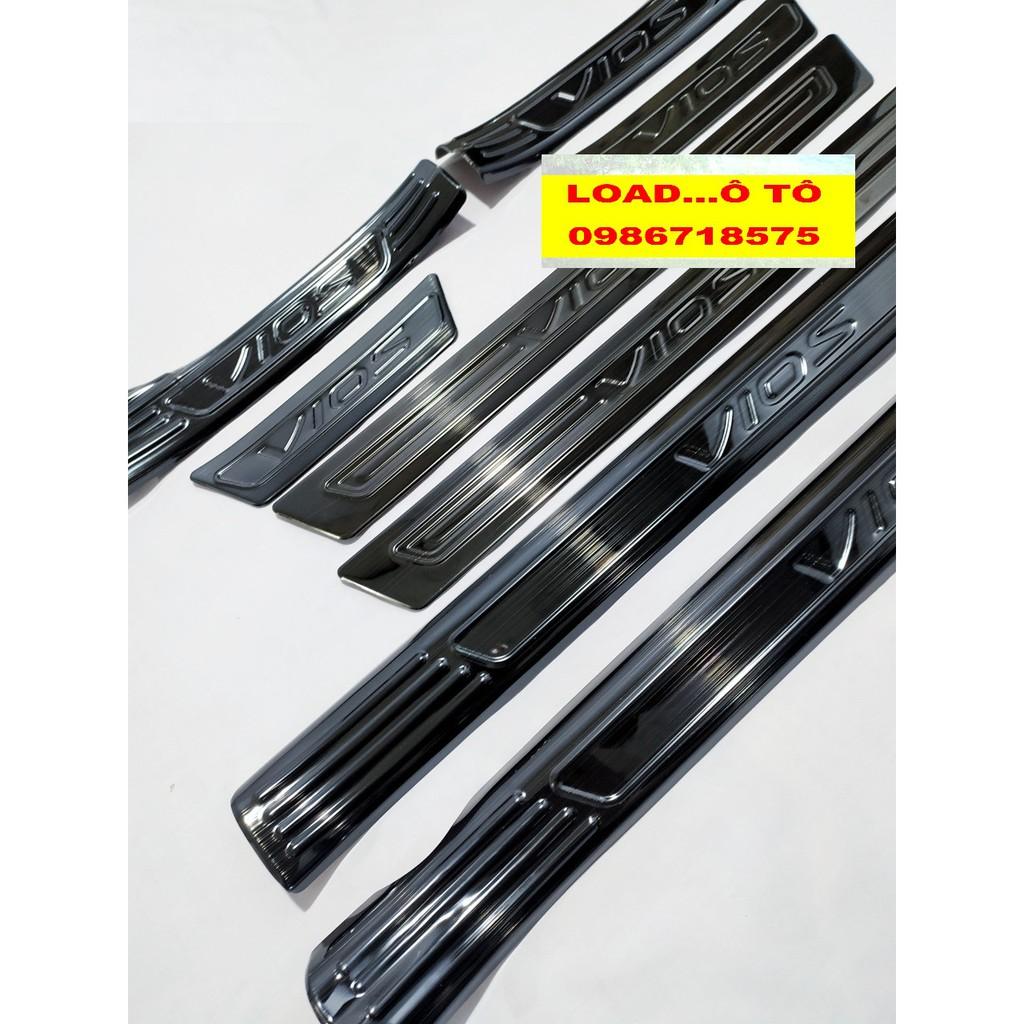 Ốp Bậc Cửa, Nẹp Bước Chân trong ngoài Xe Toyota Vios 2023-2019 Chất Liệu Titan Vân Xước Cao Cấp