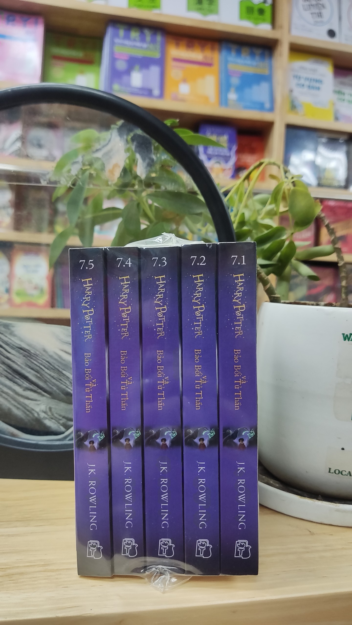 Sách - Harry Potter và Bảo Bối Tử Thần - Tập 7 (set 5 cuốn) - khổ nhỏ (NXBT)