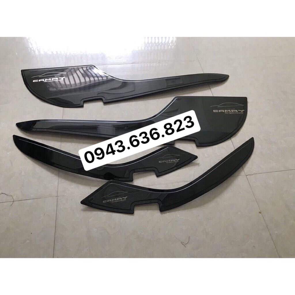 Ốp Tapli Cánh Cửa Xe dành cho Toyota Camry 2019-2020, chất liệu TiTan Cao Cấp