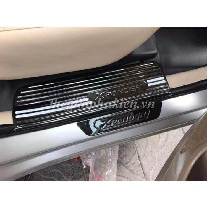 Bộ Ốp bậc, Nẹp bước chân dành cho Mitsubishi Xpander – Mẫu Titan