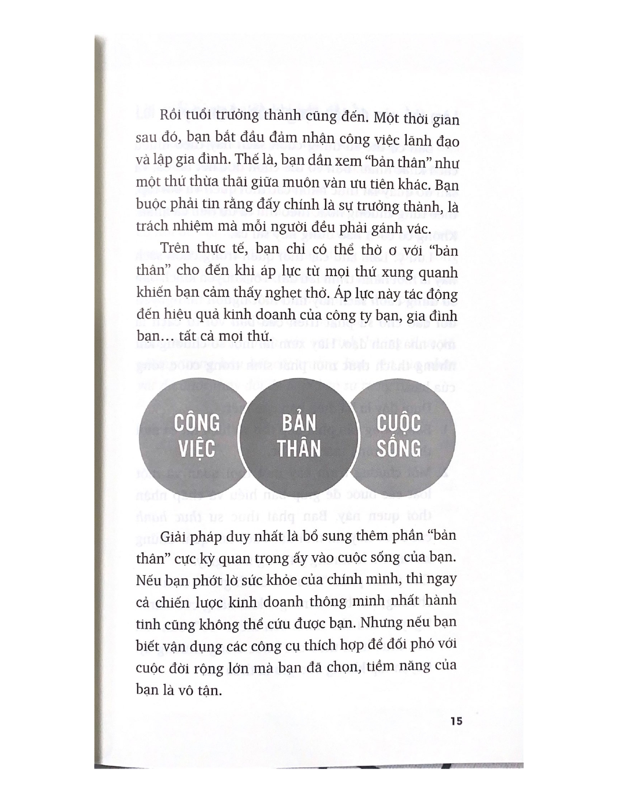 Nhớ Mang Mặt Nạ Dưỡng Khí Cho Mình Trước (17 Thói Quen Sống Còn Giúp Lãnh Đạo Thành Công)