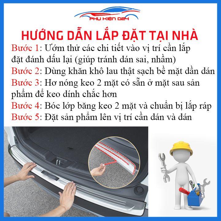 Ốp chống trầy cốp Santafe 2019-2020-2021-2022 thép không gỉ vân Cacbon bảo vệ xe chống va đập
