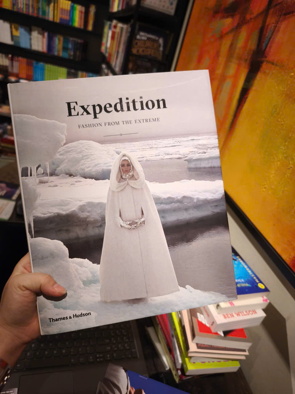 Sách - Expedition: Fashion from the Extreme by Patricia Mears - Fashion / Art