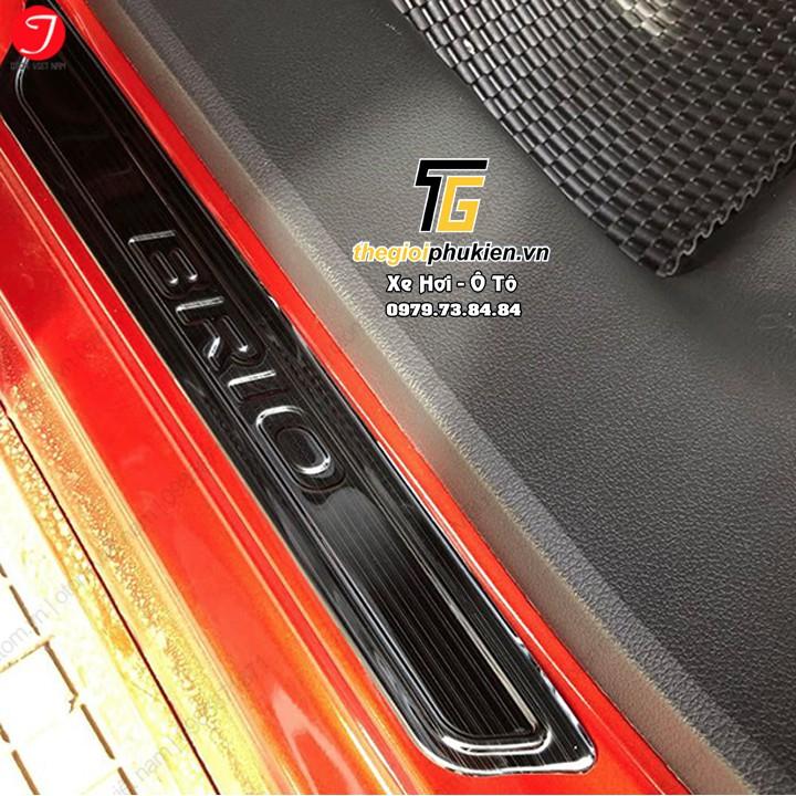 Bộ Ốp bậc cửa, Nẹp bước chân Honda Brio - Mẫu Titan