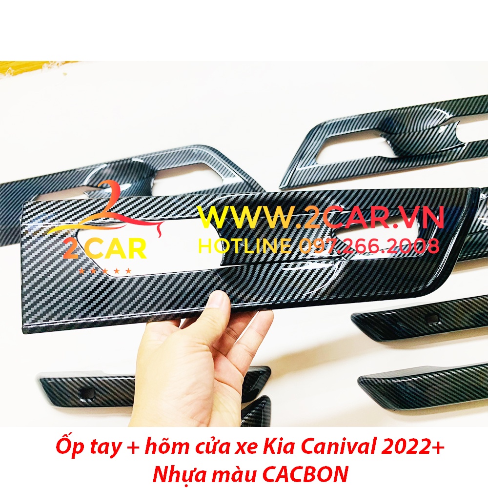 Ốp tay nắm cửa, hõm cửa, chén cửa CARBON xe Kia Carnival 2021- 2022, 2023 nhựa vân CACBON cao cấp