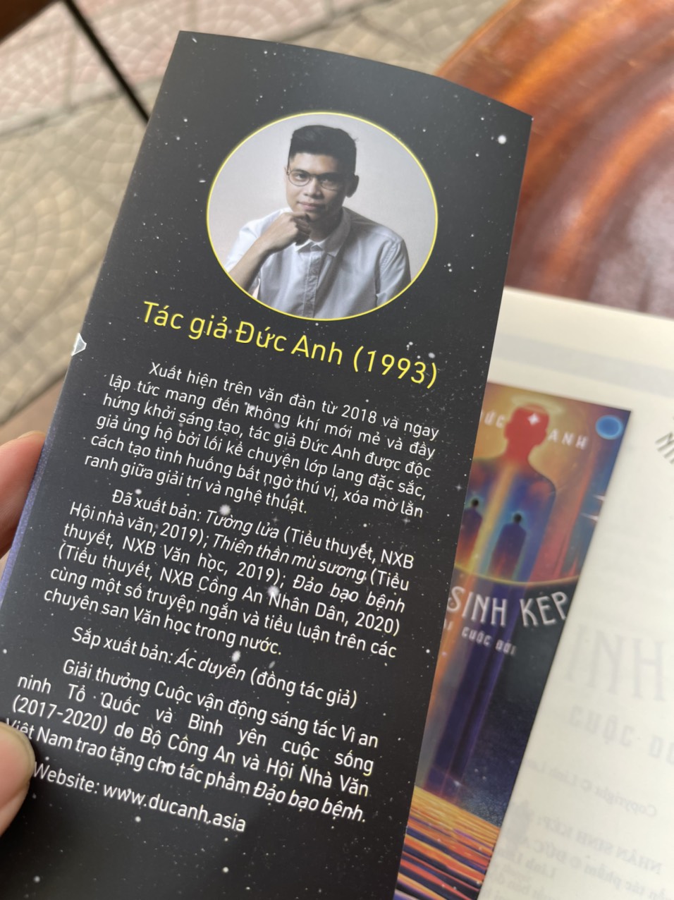 (Tặng kèm bookmark) NHÂN SINH KÉP - SỐNG HAI CUỘC ĐỜI - Đức Anh – Linh Lan Books - NXB Phụ Nữ