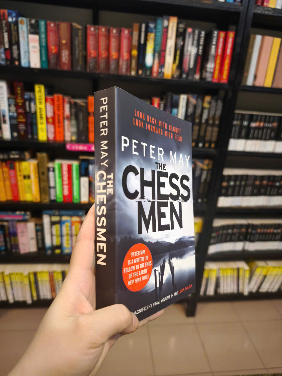 Sách - The Chessmen by Peter May - Tiểu thuyết tiếng Anh/ Fiction in English
