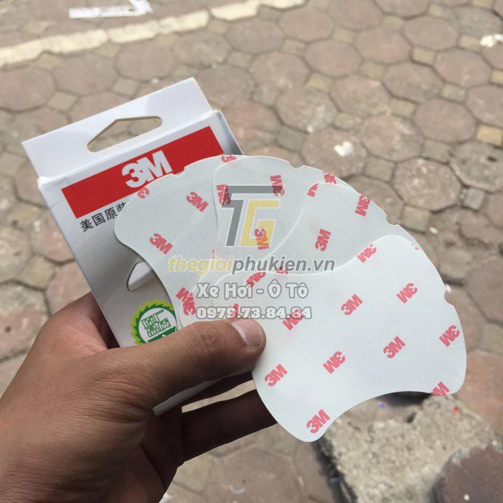 Bộ ốp tay nắm cửa xe Toyota Corolla Cross vân Carbon - Tặng miếng dán trong suốt chống xước hõm cửa