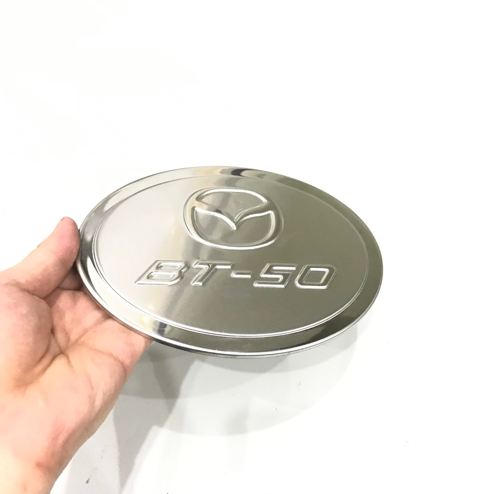 Ốp nắp bình xăng dành cho xe Mazda BT-50 mạ Crom
