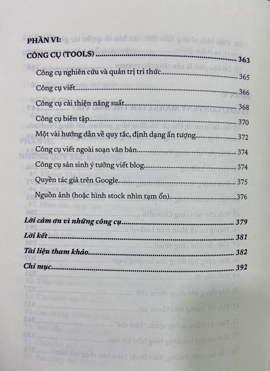 EVERRYBODY WRITES Ai rồi cũng viết - Cuốn cẩm nang giúp bạn viết content "chất như nước cất"