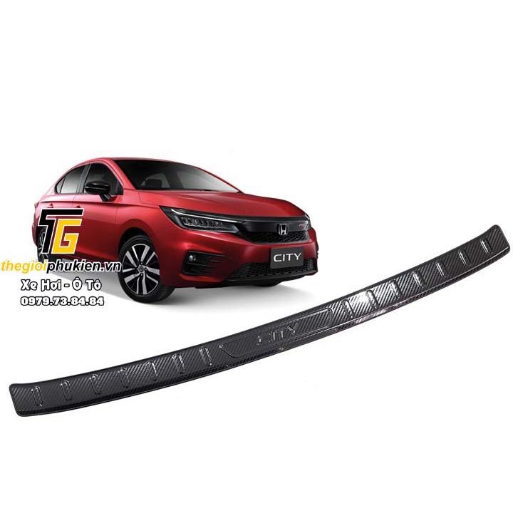 Bộ sản phẩm ỐP BẬC CỐP VÀ BẬC CỬA vân Carbon xe Honda City 2021
