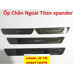Ốp Bậc Cửa, Nẹp Bước Chân Ngoài Xe Xpander 2022-2018 Mẫu Vân Titan Cao Cấp