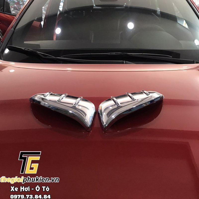 Bộ ốp gương chiếu hậu Toyota Corolla Cross