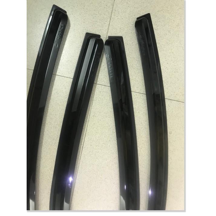 Bộ vè mưa đen dành cho xe Kia Forte cao cấp