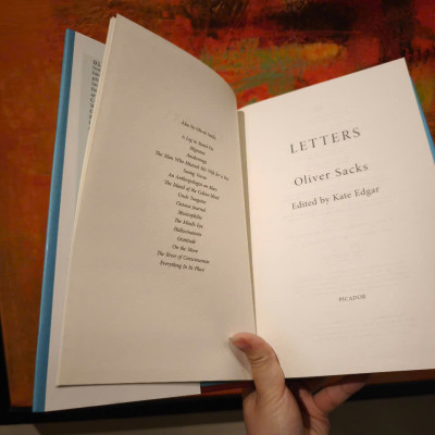 Sách - Letters: Collected Letters from One of the Greatest Humanists of Our Age by Oliver Sacks - English Book - Sách Hồi ký Ngoại văn