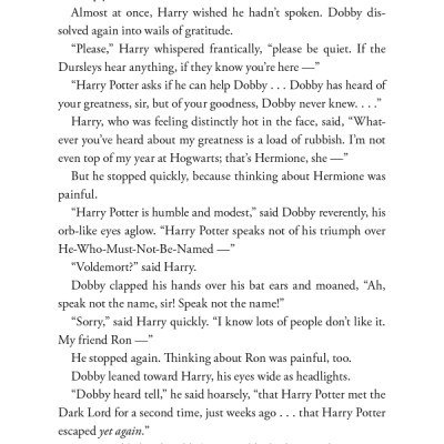 Harry Potter And The Chamber Of Secrets (Harry Potter và Phòng chứa bí mật) (English Book)