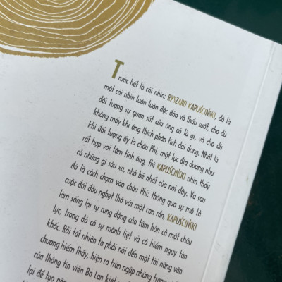 (Tái bản 2022) GỖ MUN - Ryszard Kapuscinski – Nguyễn Thái Linh dịch – Nhã Nam – bìa mềm