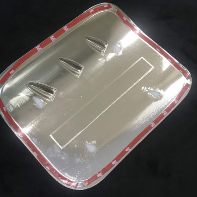 Ốp nắp bình xăng mạ Crom dành cho xe Toyota Camry 2019-2020