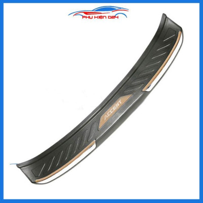 Ốp chống trầy cốp ngoài nhựa đen Accent 2018-2019-2020 dán cốp sau chống xước trang trí xe