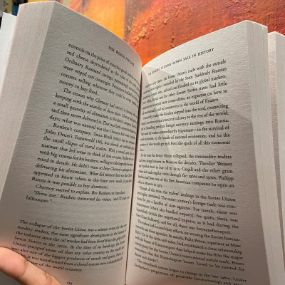 Sách - The World for Sale: Money, Power & the Traders Who Barter the Earth’s Resources - Javier Blas