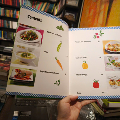 Sách - Vegetarian Cooking by Collectif - Enjoying Fresh Ingredients