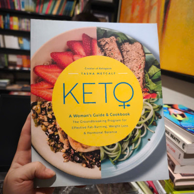 Sách - Keto: A Woman