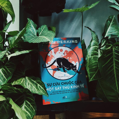 Sách - Sự cứu chuộc của một sát thủ kinh tế