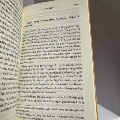 BÁC HANA - Alena Mornštajnová – Bình Slavická dịch – NXB Phụ nữ  